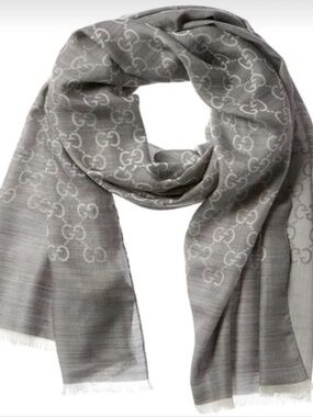 Gucci GG Shawl